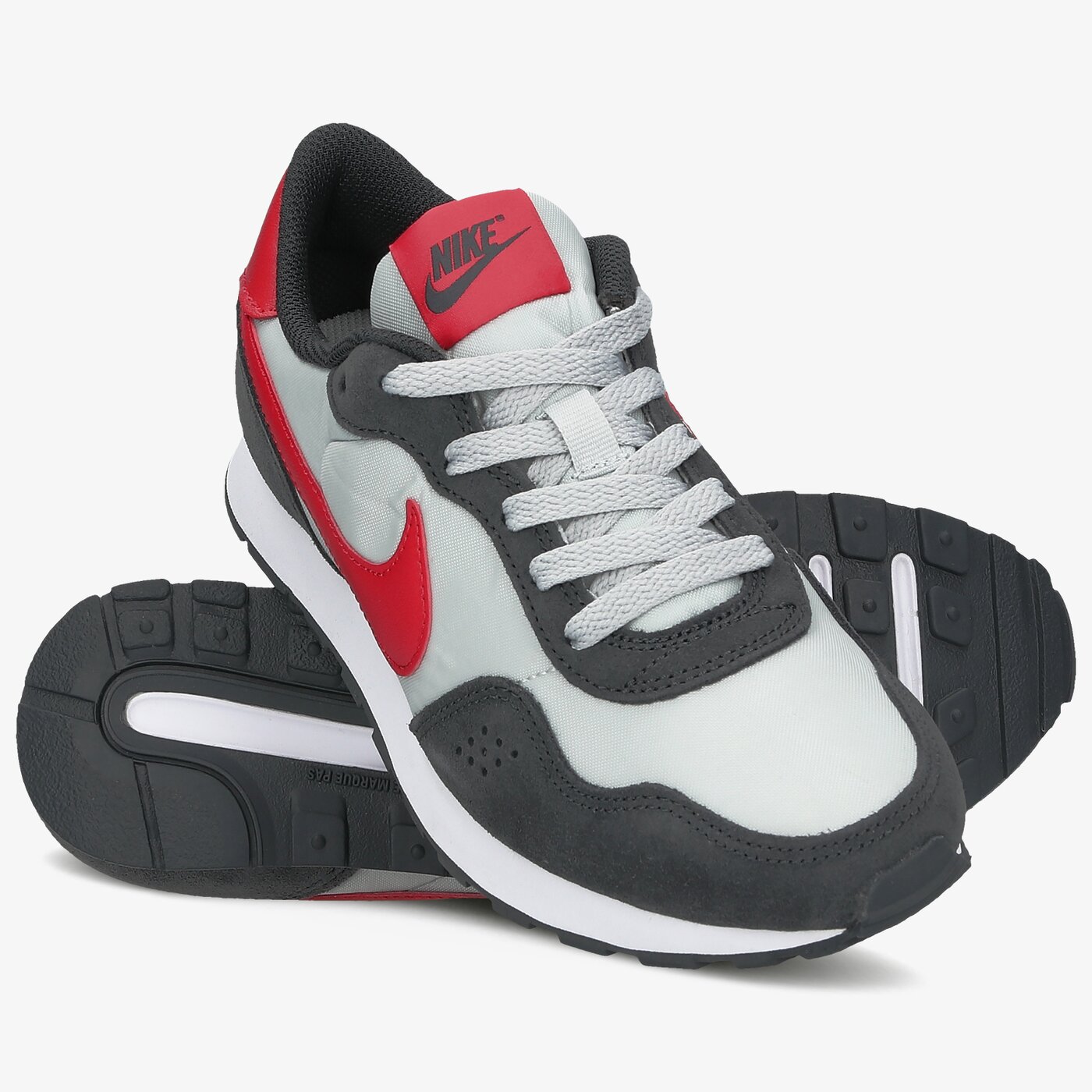 Buty dziecięce NIKE MD VALIANT cn8558-003 kolor multicolor