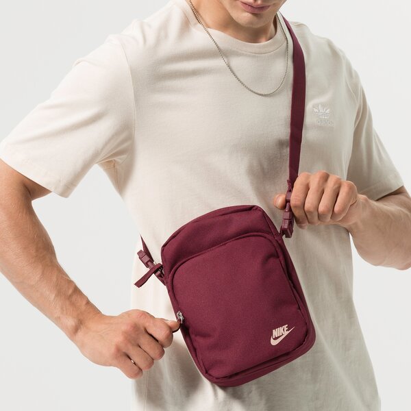 Torba sportowa damska NIKE TOREBKA HERITAGE db0456-638 kolor bordowy