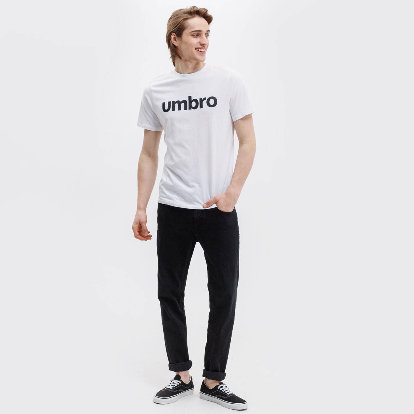 Koszulka męska UMBRO T-SHIRT LINEAR LOGO GRAPHIC 65551u-13v kolor biały
