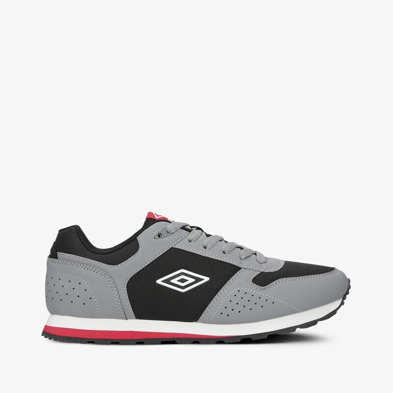 umbro follow wmns iii