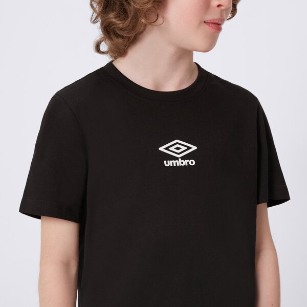 Koszulka dziecięca UMBRO T-SHIRT ESS SMALL LOGO JR ul125tsmj9002 kolor czarny