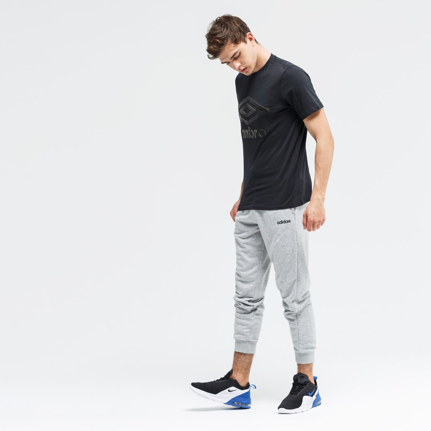 Koszulka męska UMBRO T-SHIRT SS OPULENT REVEAL LOGO GRAPHIC 65526u-ds7 kolor czarny