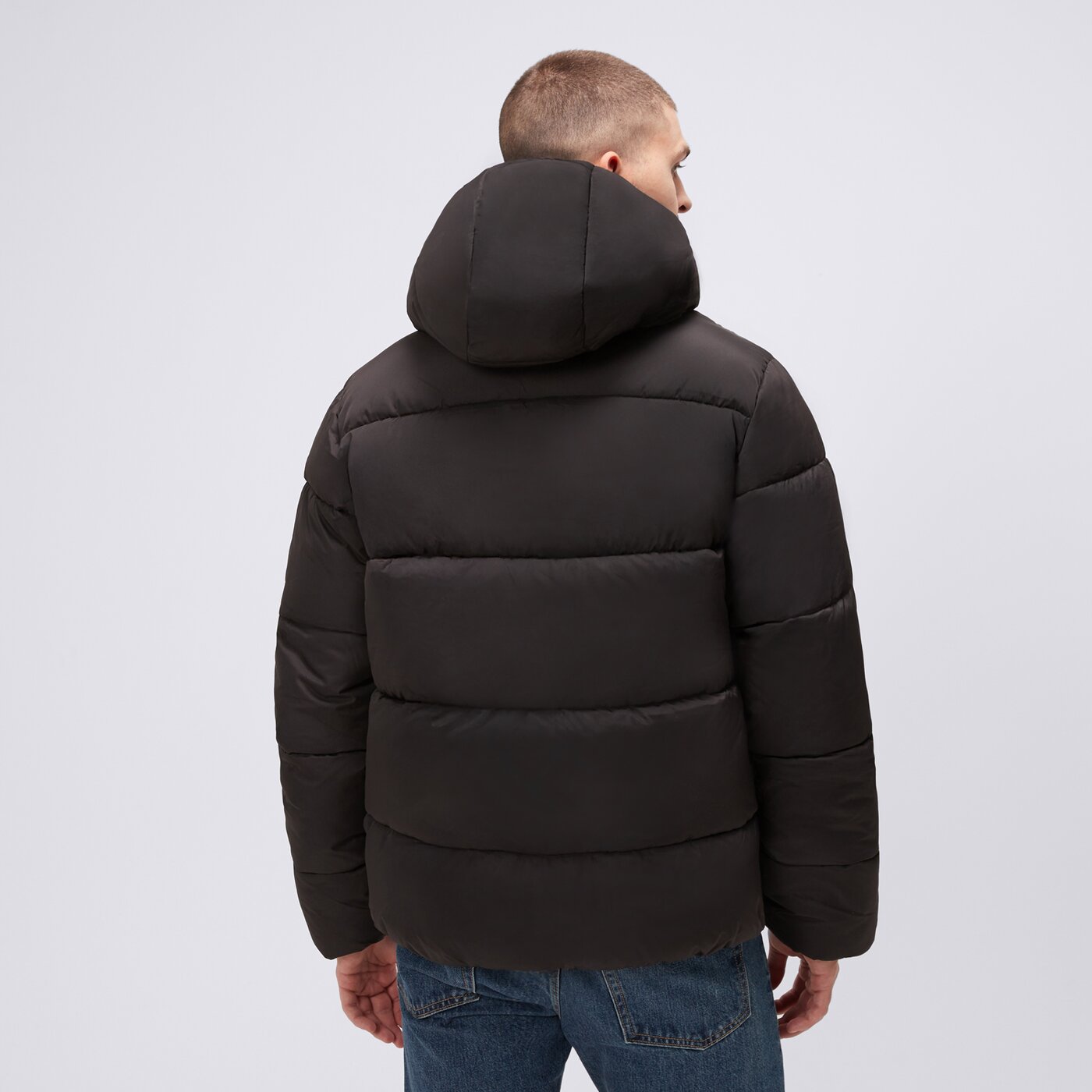 Kurtka zimowa męska FILA KURTKA ZIMOWA BUGSY  fw23spm200643 kolor czarny