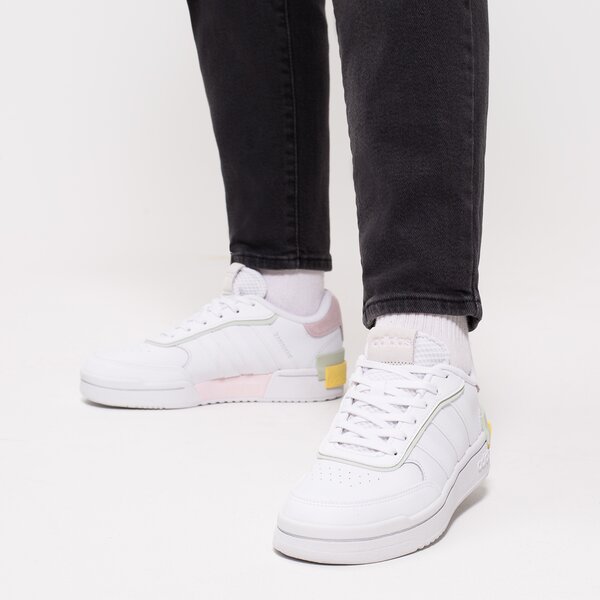 Buty sportowe damskie ADIDAS POSTMOVE SE gz6786 kolor biały
