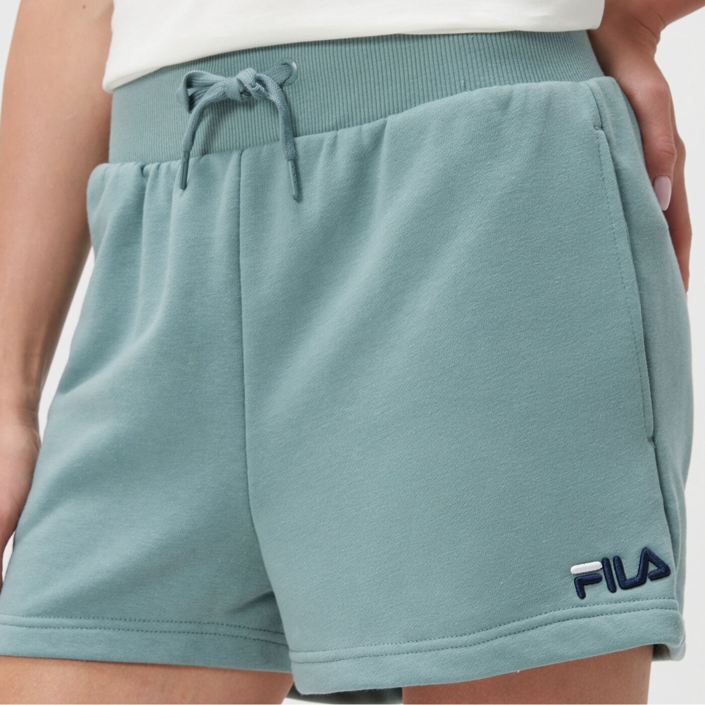 Spodenki damskie FILA SZORTY BERENICE FT ss25spw006293 kolor zielony