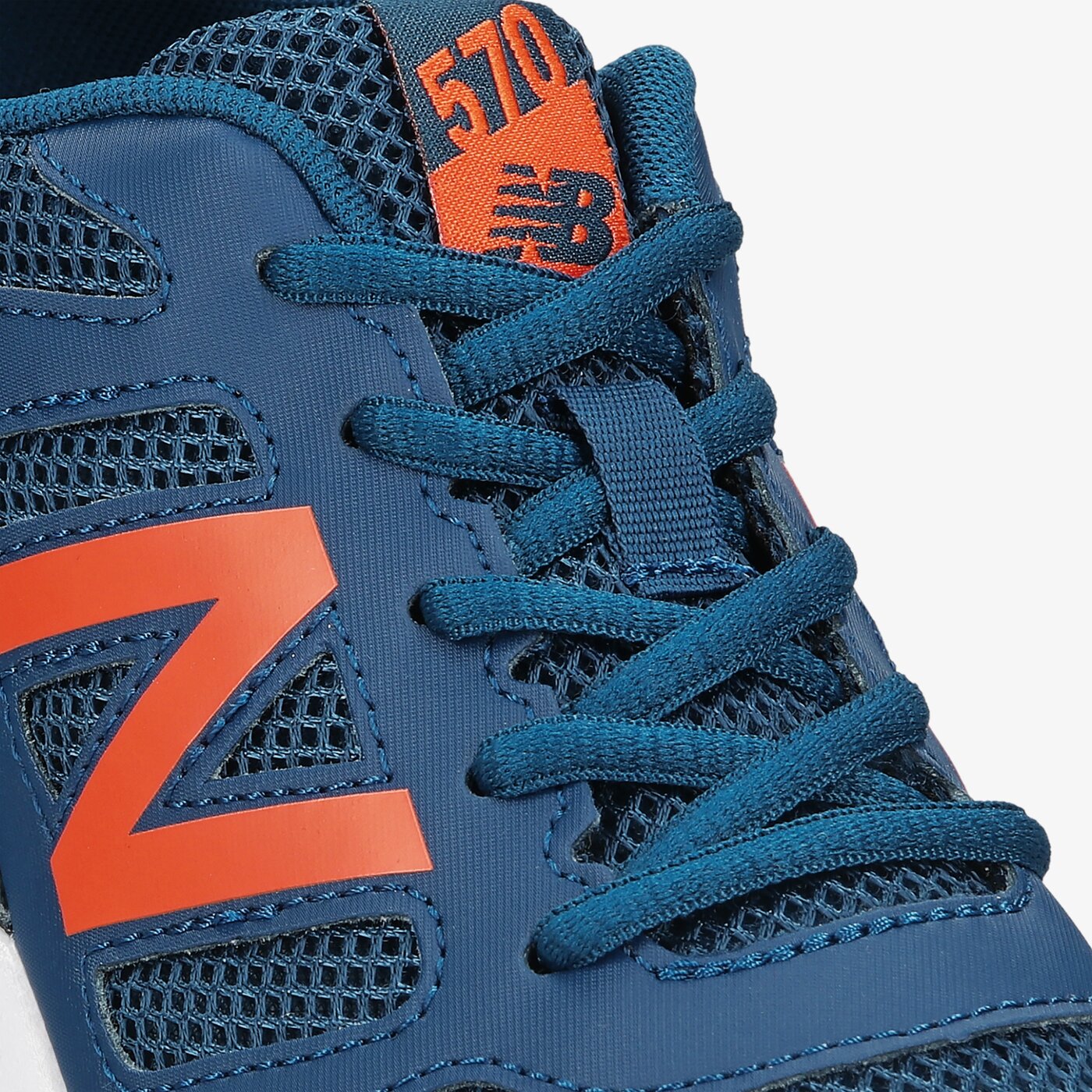 Buty do biegania dla dzieci NEW BALANCE YK570BO2 yk570bo2 kolor niebieski