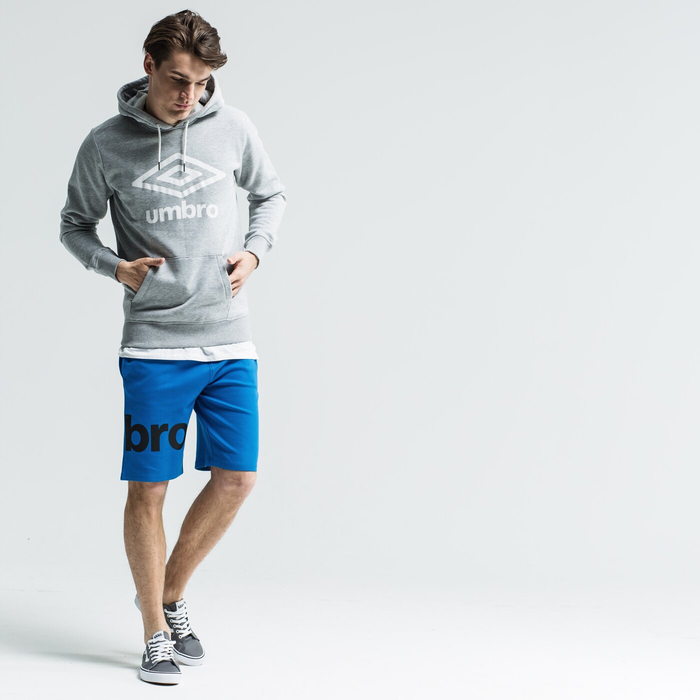 Spodenki męskie UMBRO SZORTY MINOT ul19szm23002 kolor granatowy