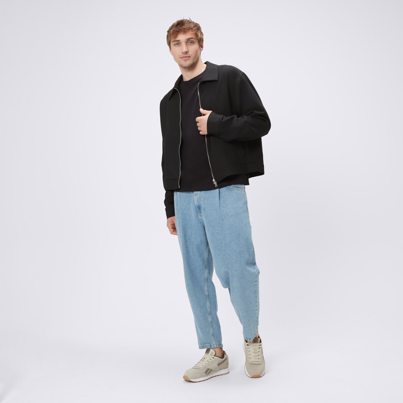 Koszulka męska REEBOK T-SHIRT CODY SMALL LOGO CREW NECK 100240910 kolor czarny