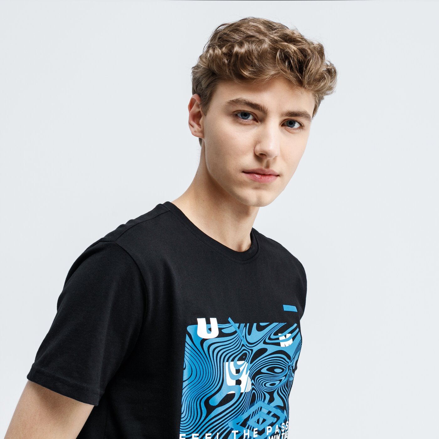 Koszulka męska UMBRO T-SHIRT TROLVO ul120tsm37002 kolor czarny