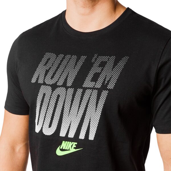 Koszulka męska NIKE T-SHIRT TEE-RUN EM DOWN 805255010 kolor czarny