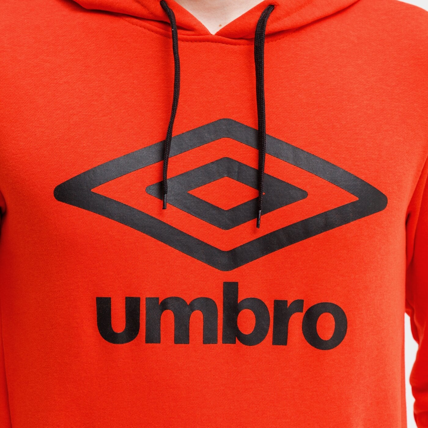 Bluza męska UMBRO BLUZA Z KAPTUREM FW LARGE LOGO 65835u-6vb kolor czerwony