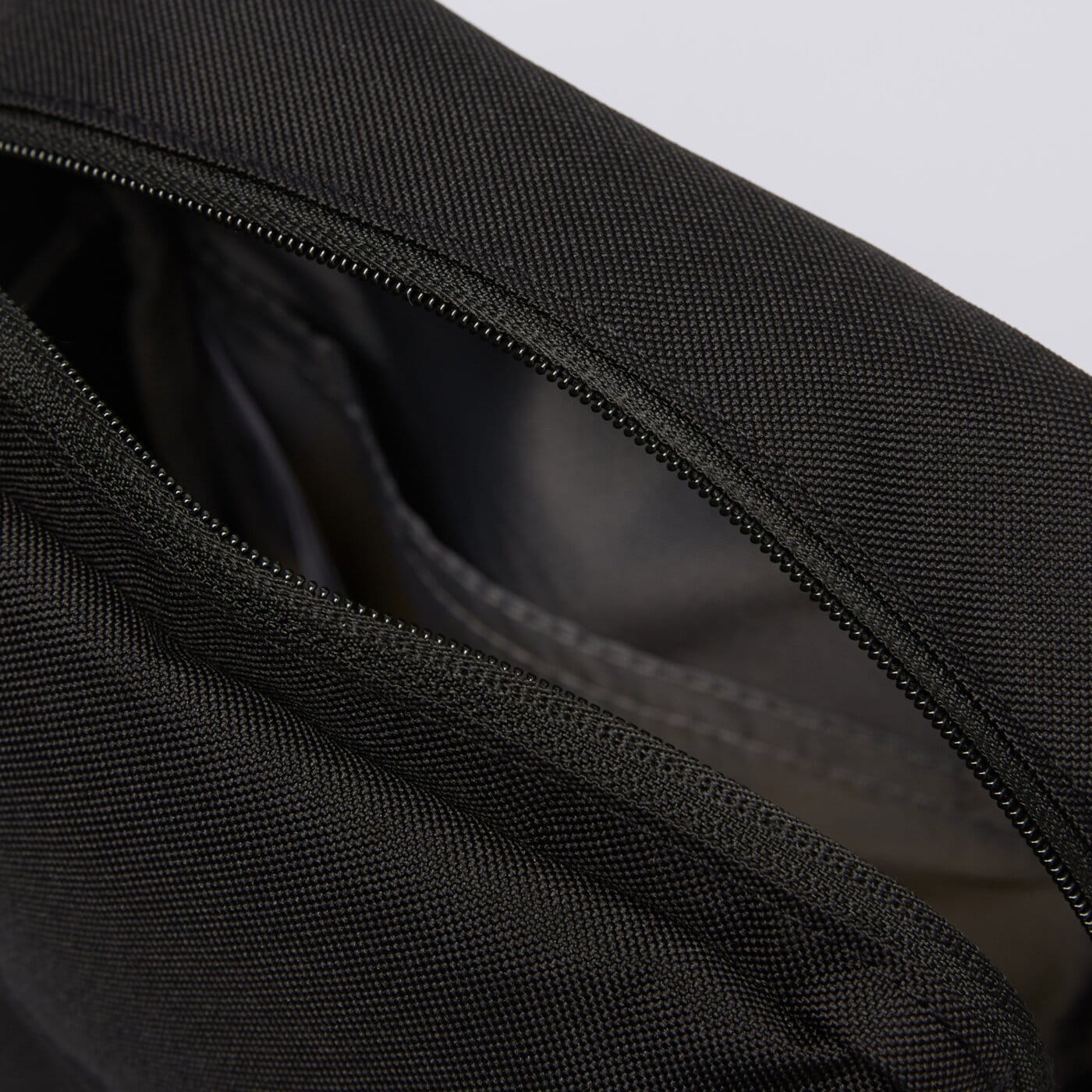 Torba sportowa damska ADIDAS TOREBKA ESS ORGANIZER jm7152 kolor czarny