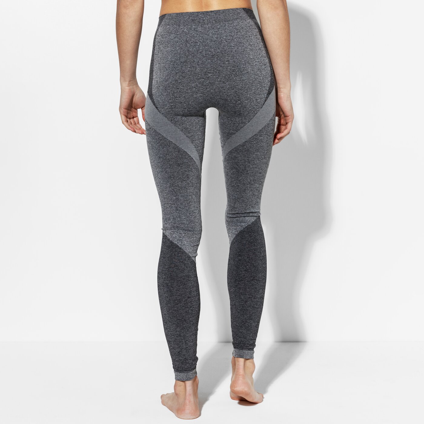 Spodnie dresowe damskie FEEWEAR LEGGINGS TERMICZNE NIMBLE fw38bid02001 kolor szary