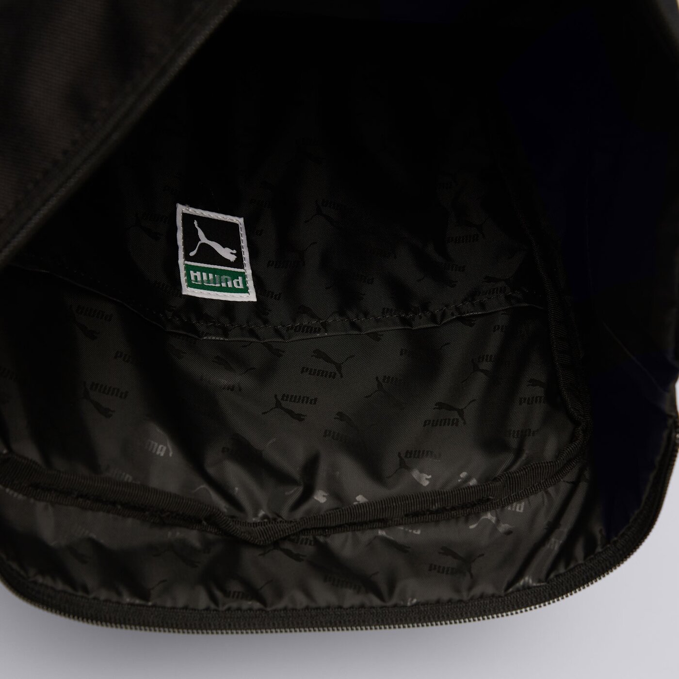 Plecak damski PUMA PLECAK CLASSICSARCHIVETOTEBACKPACK 9057401 kolor czarny