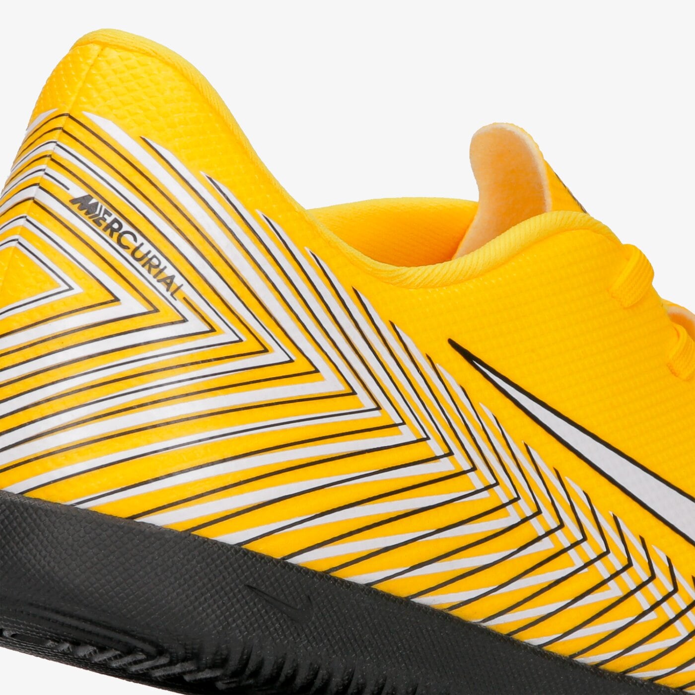 Buty piłkarskie męskie NIKE VAPORX 12 CLUB NJR IC ao3120-710 kolor żółty