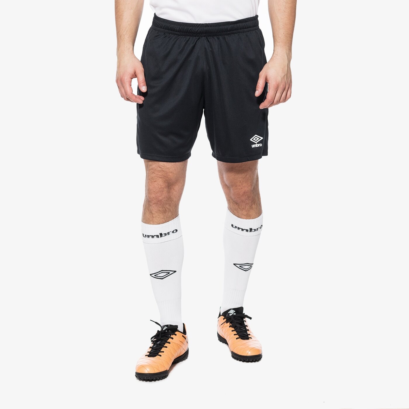 Spodenki męskie UMBRO SZORTY POCKET POLY 64880u090 kolor czarny
