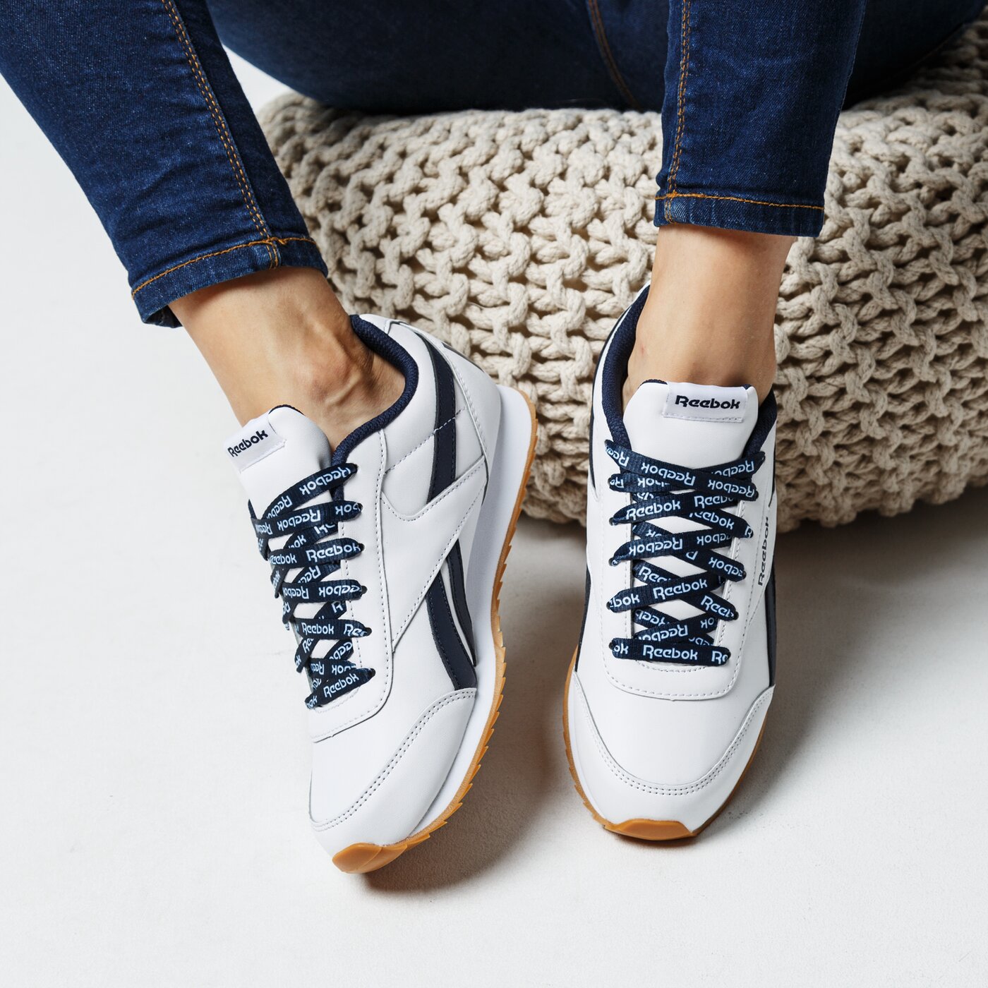 Buty dziecięce REEBOK ROYAL CLJOG 2 dv9075 kolor biały