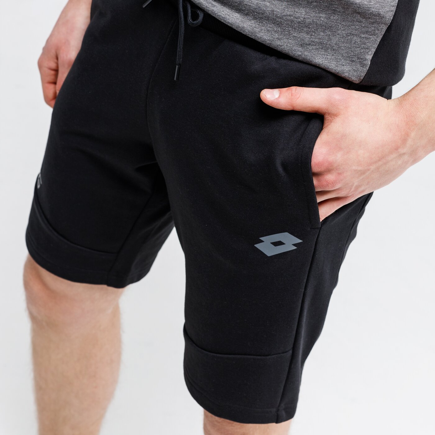 Spodenki męskie LOTTO SZORTY DINAMICO II BERMUDA FT 213010-1cl kolor czarny