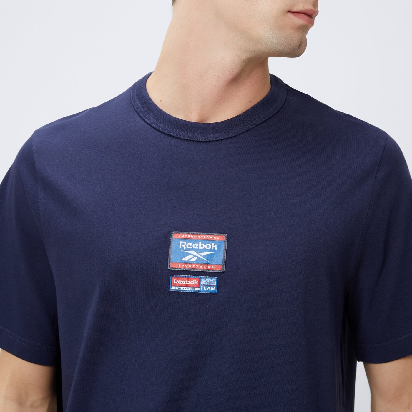 Koszulka męska REEBOK T-SHIRT RI BADGE 100205443 kolor granatowy