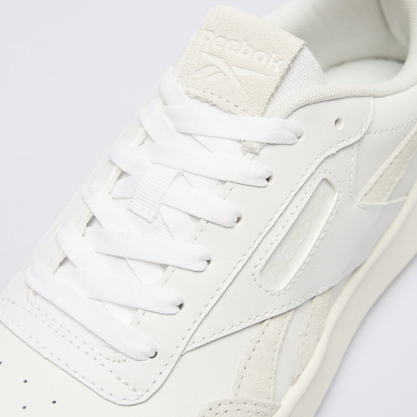 Buty sportowe damskie REEBOK COURT ADVANCE 100228695 kolor biały