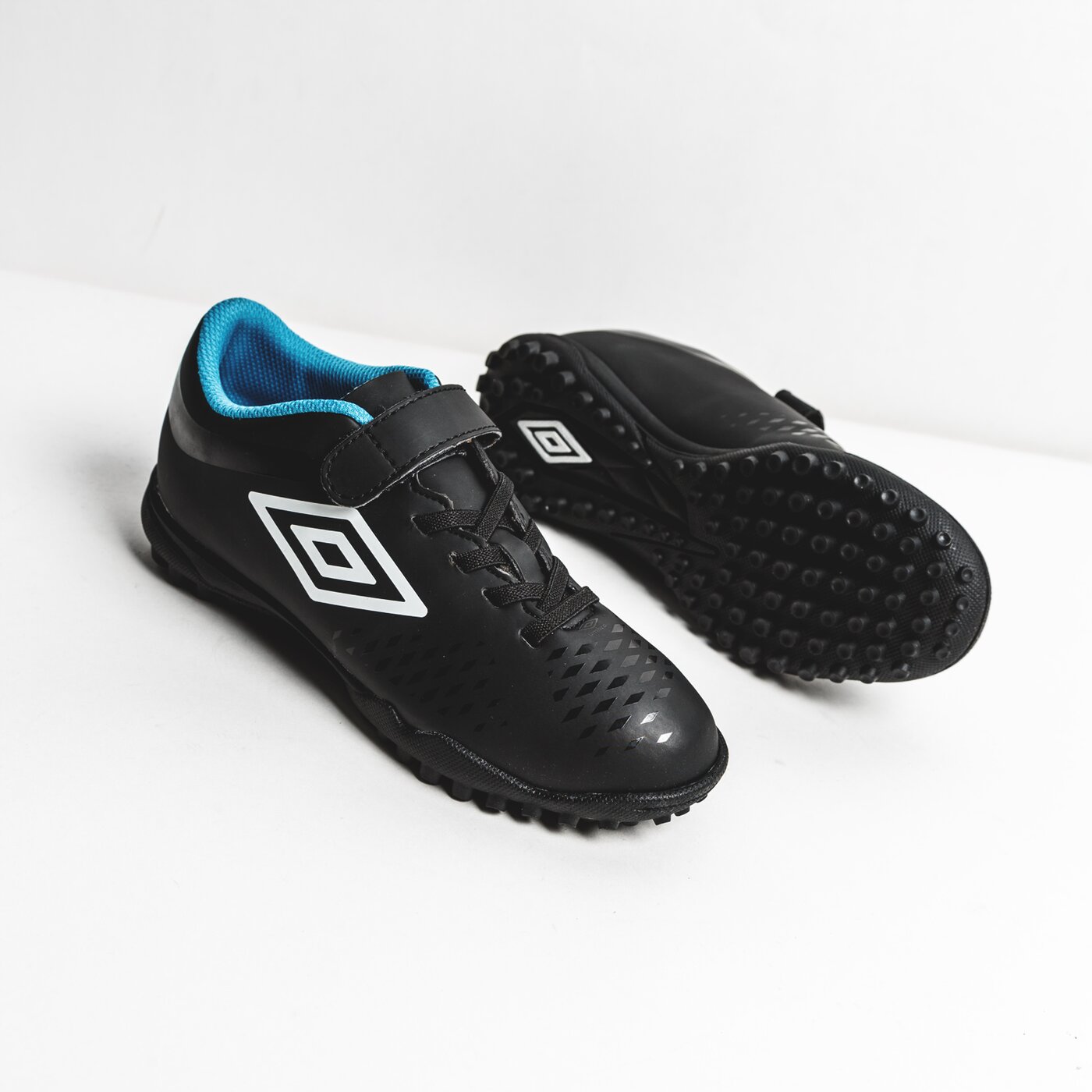 Buty piłkarskie dla dzieci UMBRO VELOCITA IV LEAGUE TF - VE - JNR 81410ufyt kolor czarny