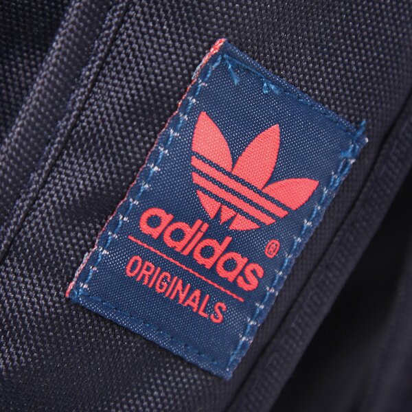 Plecak damski ADIDAS PLECAK BP CLASSIC f76908 kolor granatowy