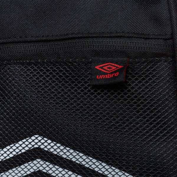 Torba sportowa damska UMBRO TOREBKA ORROBAY ul322tom02002 kolor czarny