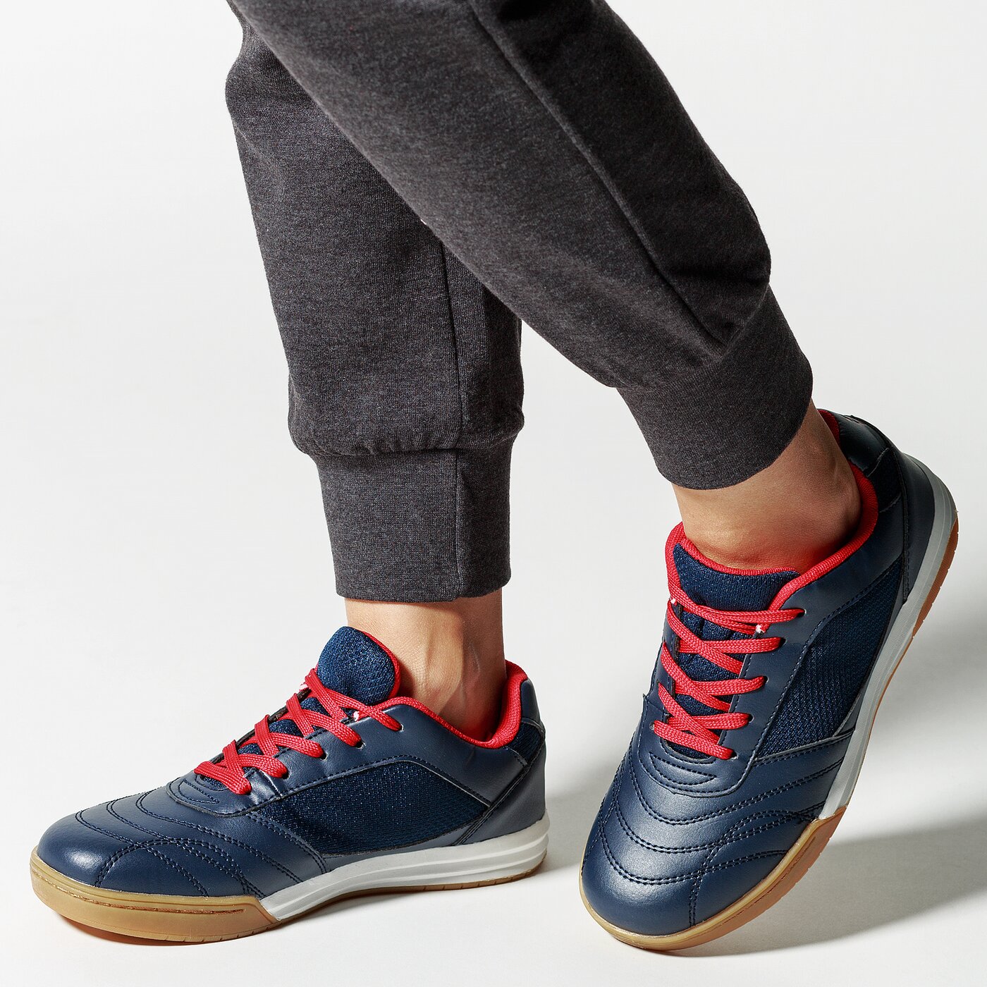 Buty treningowe dla dzieci FEEWEAR SCORE JR fwjjm218002 kolor granatowy