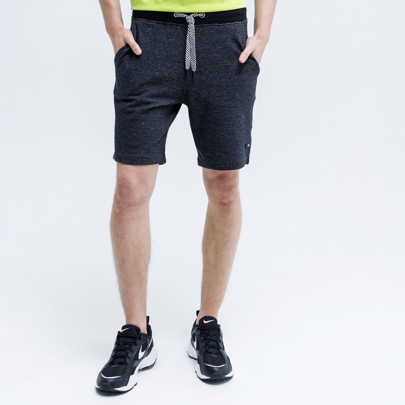 Spodenki męskie UP8 SZORTY RISO upv120szm03003 kolor czarny