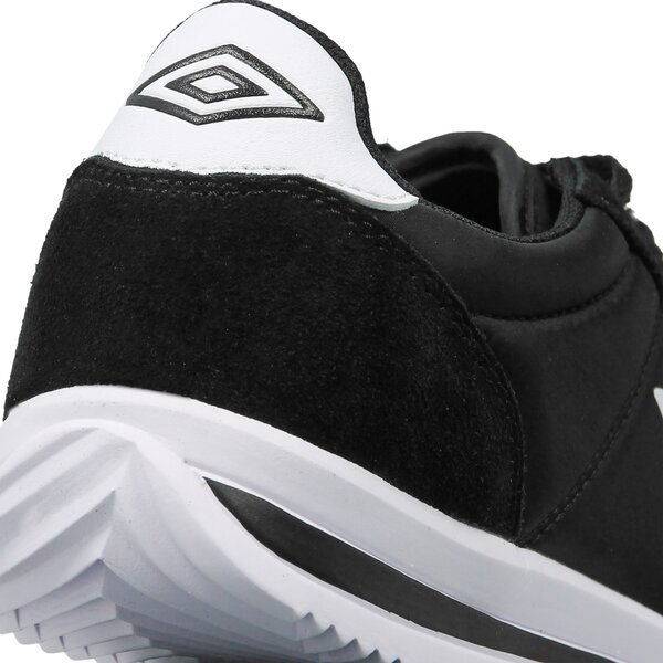 Buty sportowe damskie UMBRO TACY umwd118011 kolor czarny