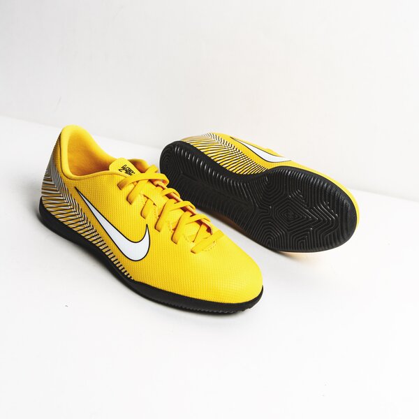 Buty piłkarskie dla dzieci NIKE JR VAPORX 12 CLUB GS NJR IC ao9477-710 kolor żółty