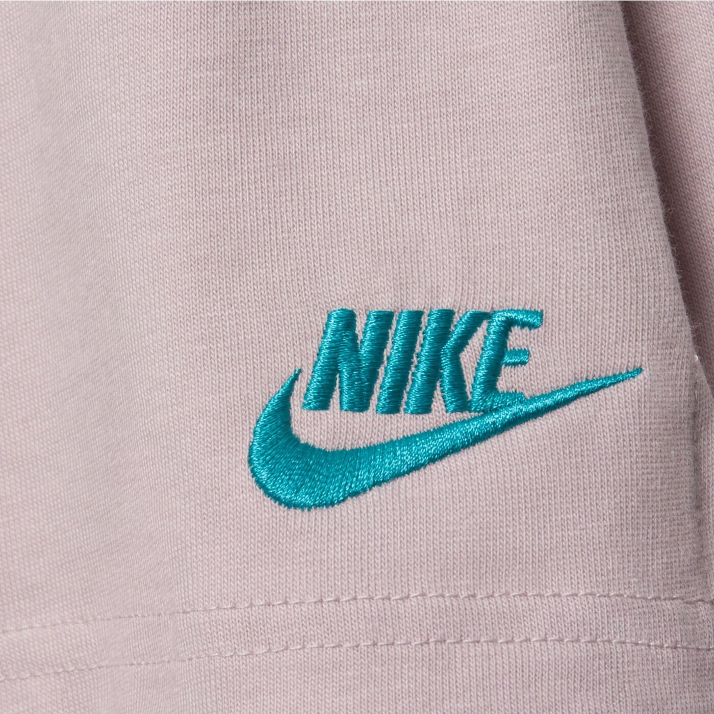 Spodenki dziecięce NIKE SZORTY G NSW SHORT JSY LBR GIRL fn8593-019 kolor fioletowy