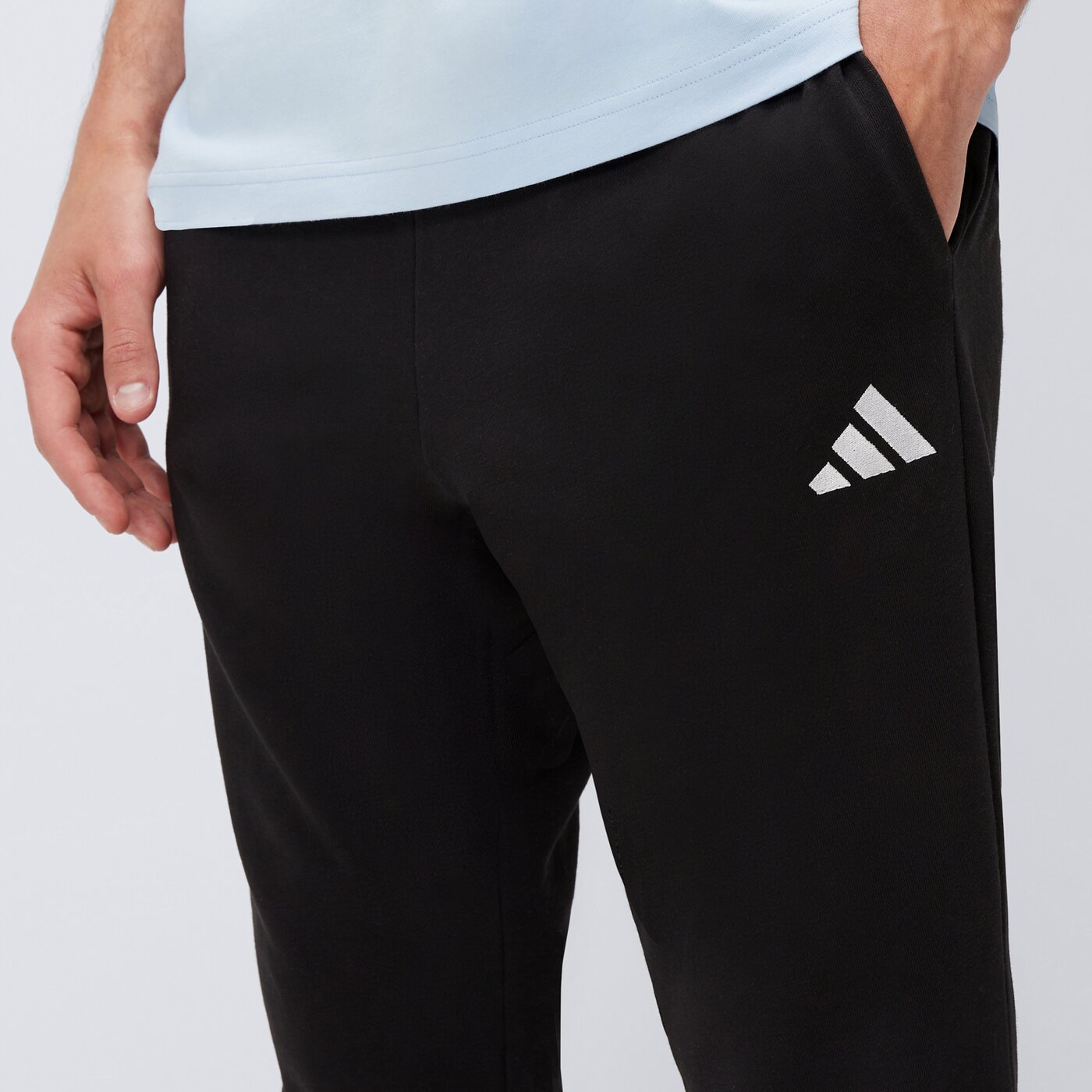 Spodnie dresowe męskie ADIDAS SPODNIE M FEELCOZY PANT je3854 kolor czarny