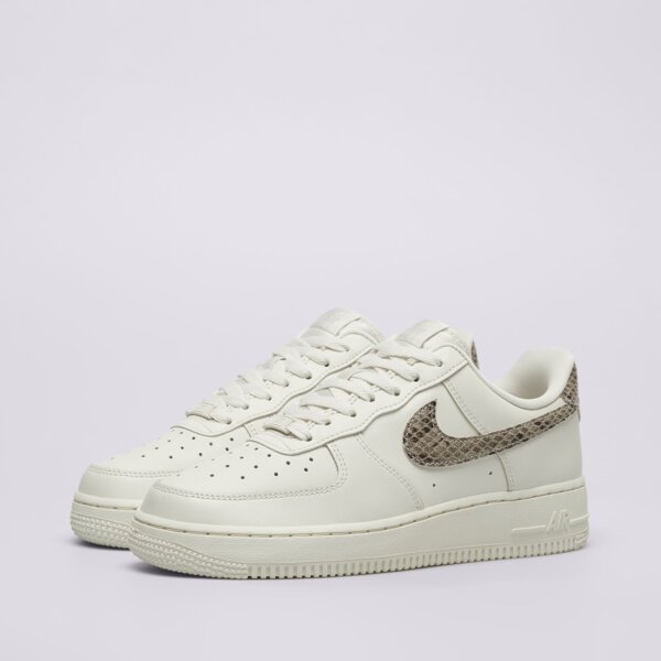 Buty sportowe damskie NIKE WMNS AIR FORCE 1 '07 REC dd8959-002 kolor beżowy