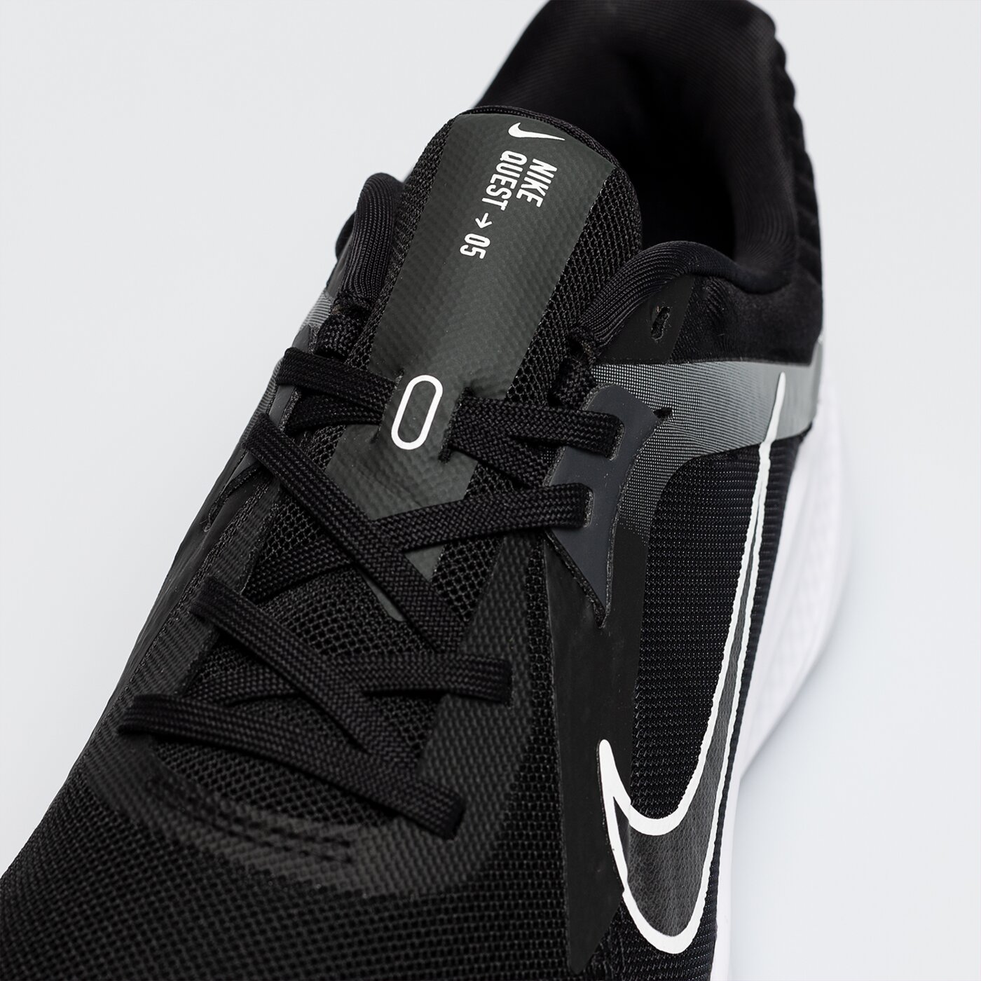 Buty do biegania męskie NIKE QUEST 5 dd0204-001 kolor czarny