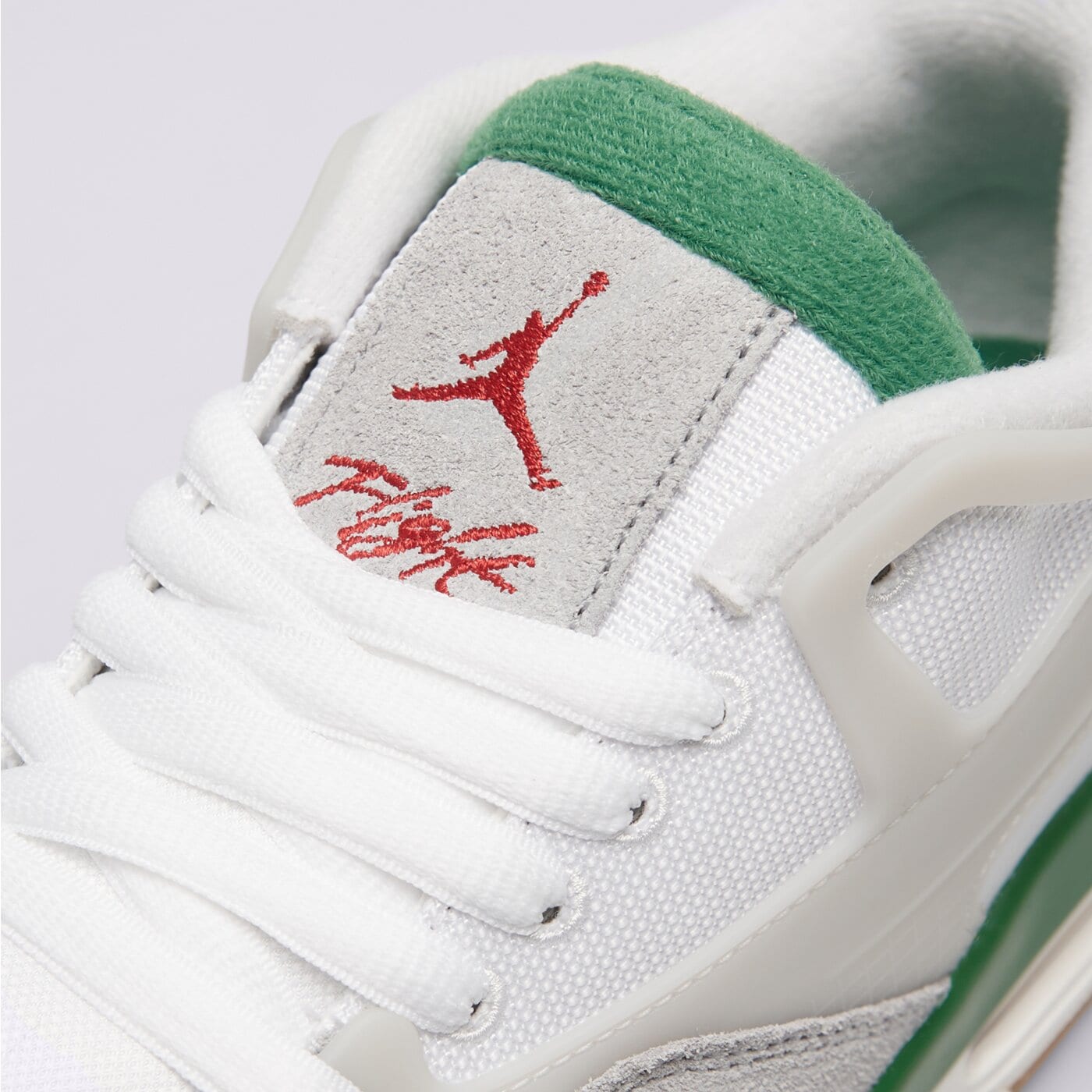 Buty sportowe męskie AIR JORDAN 4 RM fq7939-103 kolor biały