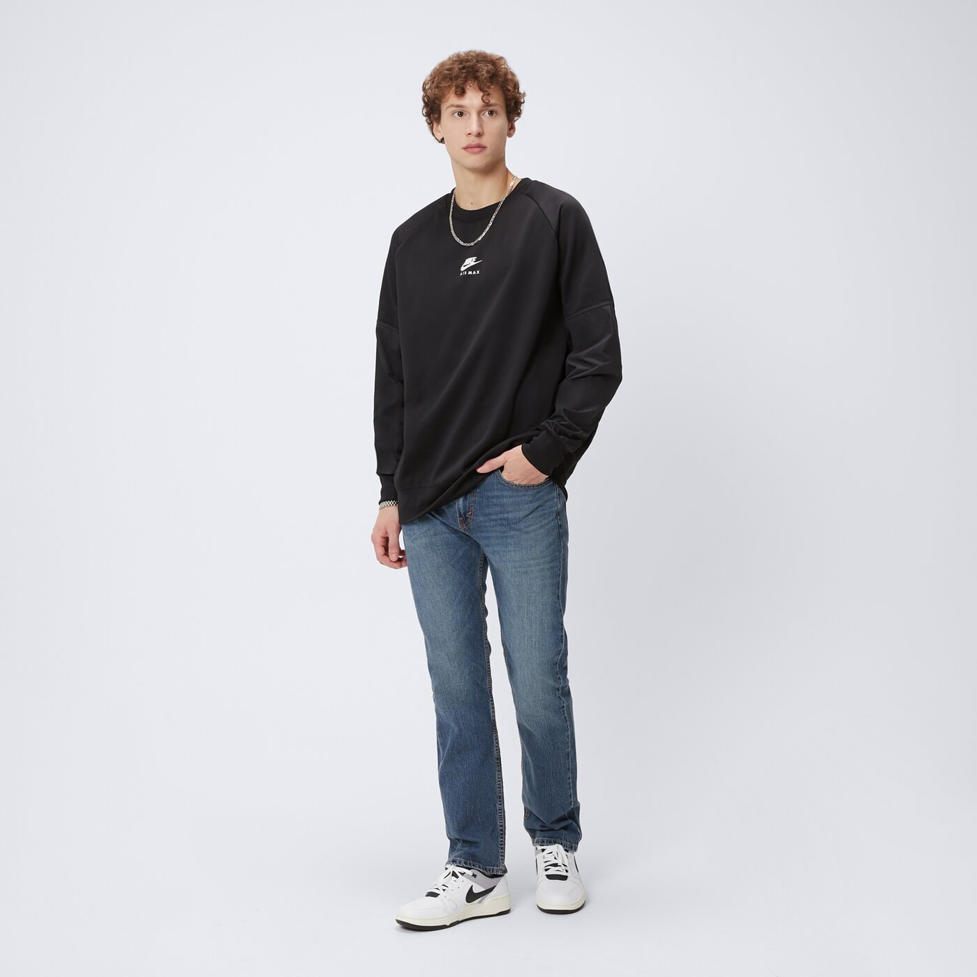 Bluza męska NIKE BLUZA M NSW AIR MAX CVS CREW fn7892-010 kolor czarny