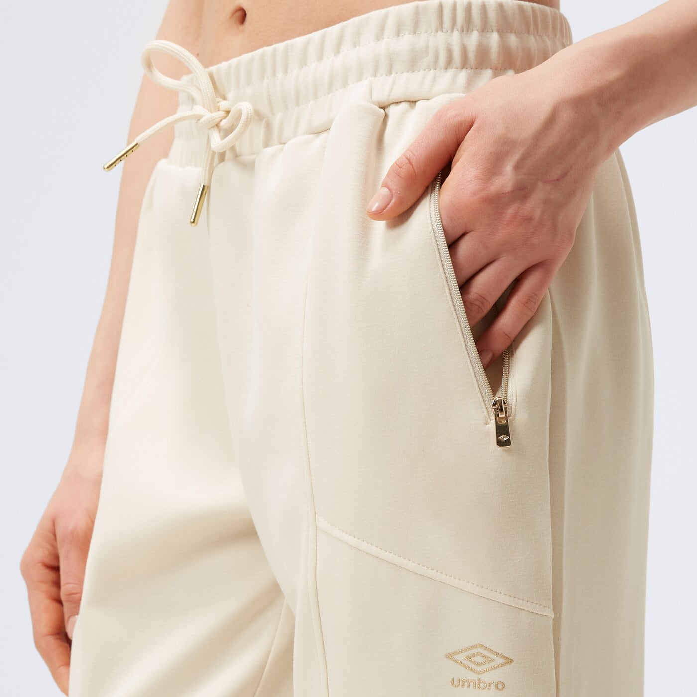Spodnie dresowe damskie UMBRO SPODNIE VIBA II ul125spd22001 kolor beżowy