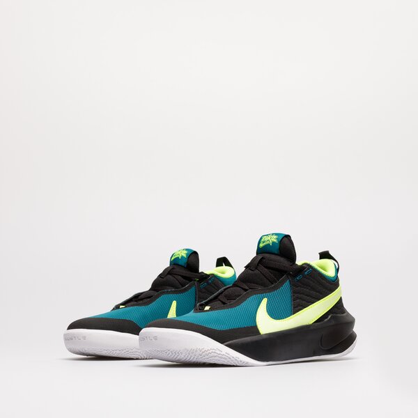 Buty dziecięce do koszykówki NIKE TEAM HUSTLE D 10 cw6735-012 kolor czarny