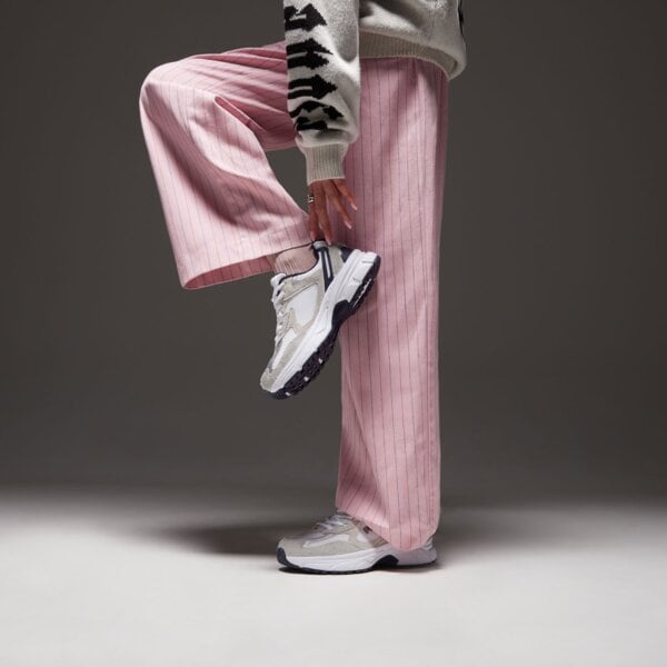 Buty sportowe damskie FILA DECYPHER 24 SUEDE 5am00817109 kolor biały