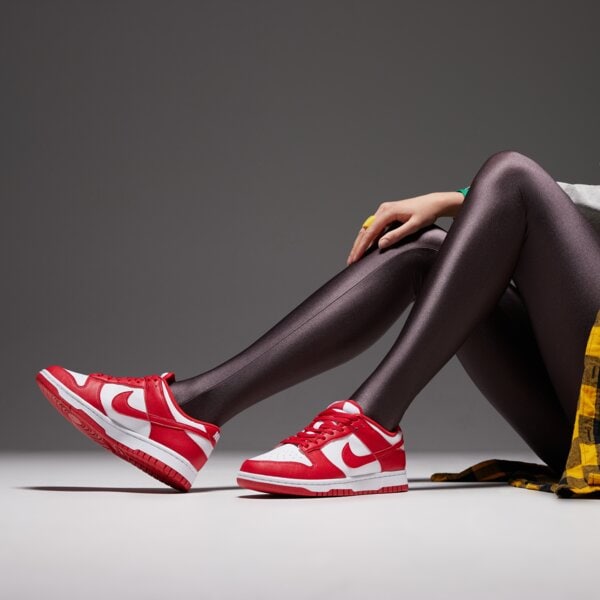 Buty sportowe damskie NIKE DUNK LOW dd1873-116 kolor biały