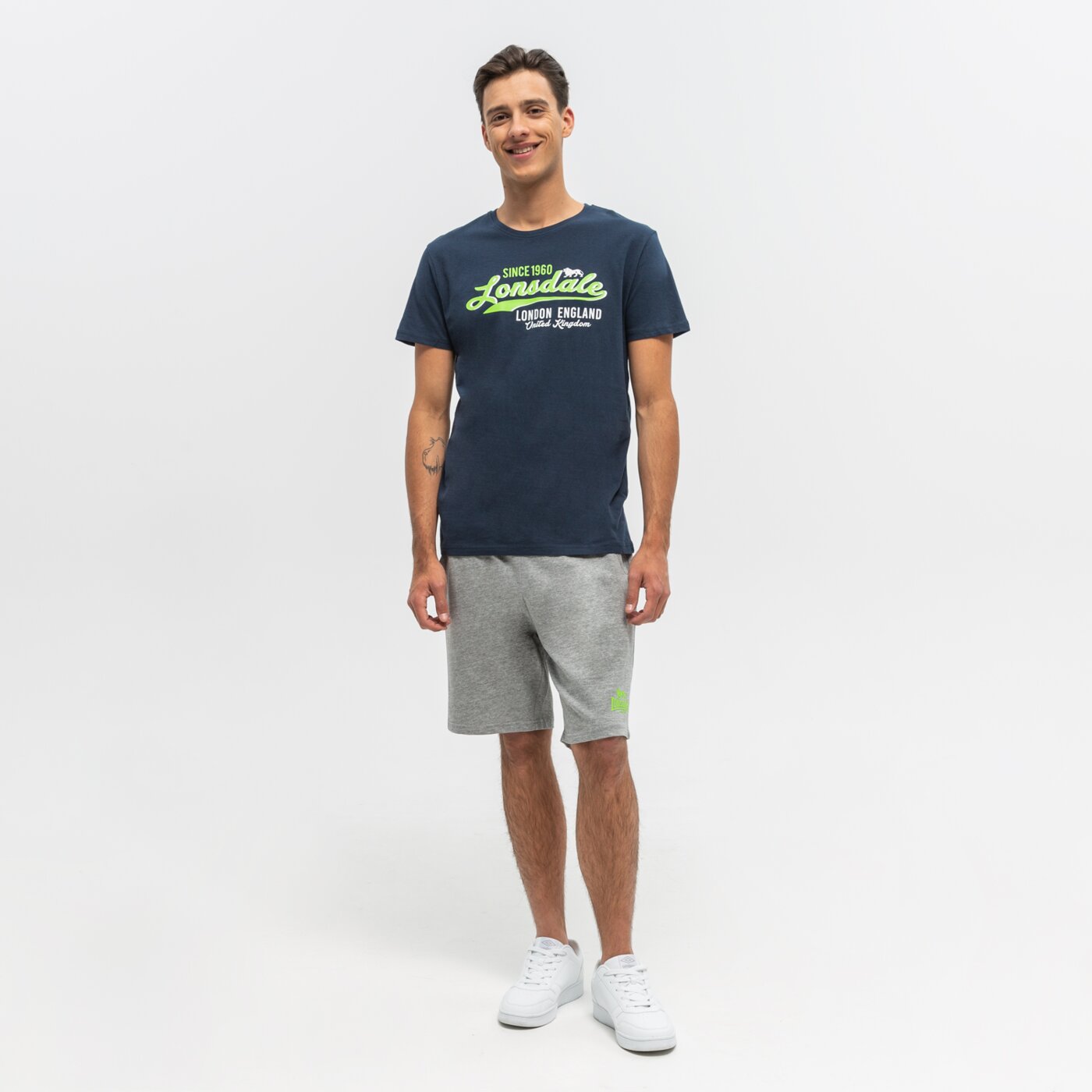 Koszulka męska LONSDALE T-SHIRT SS CROXTON 1150643025 kolor granatowy