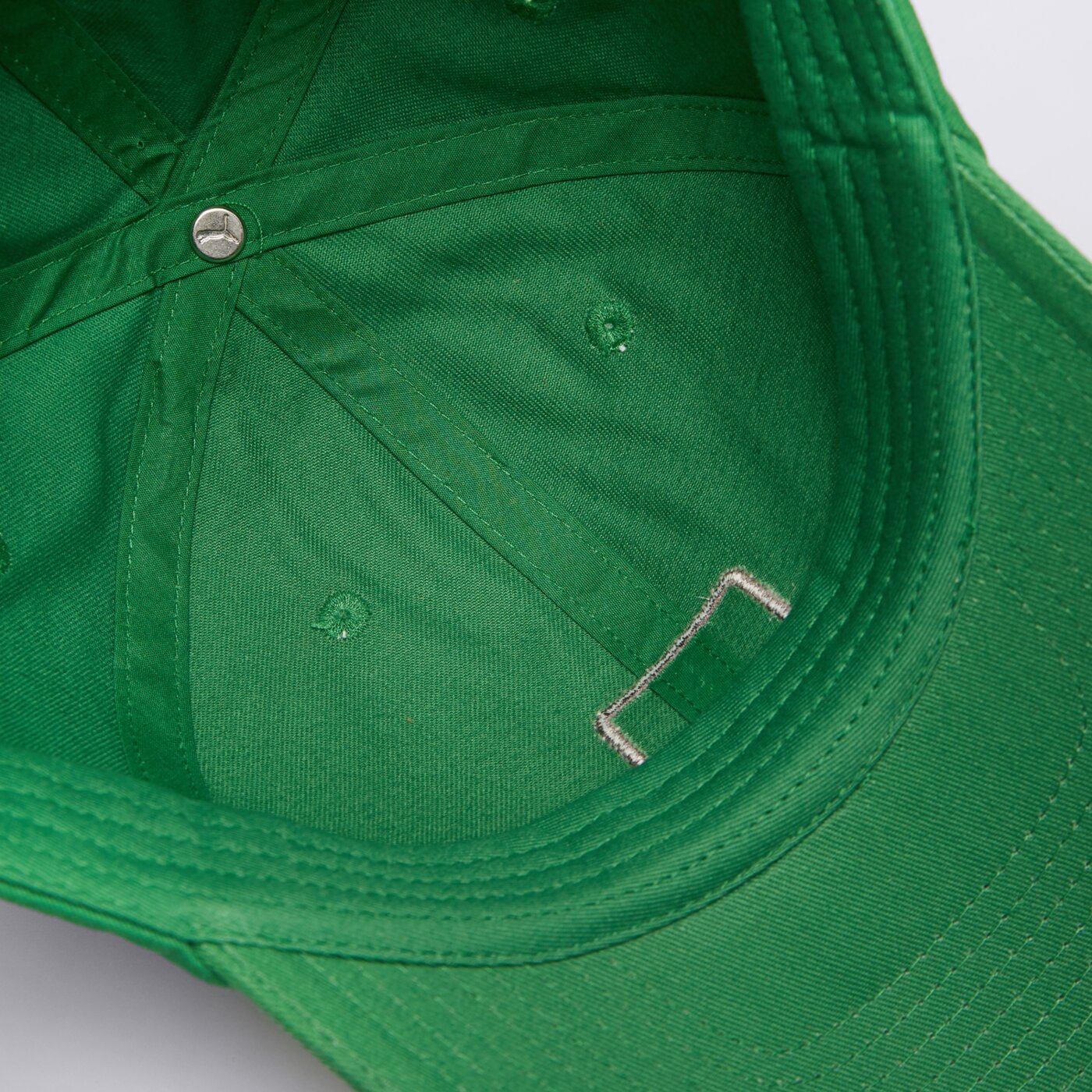 Czapka z daszkiem damska PUMA CZAPKA ESSCAPIII 2366916 kolor zielony