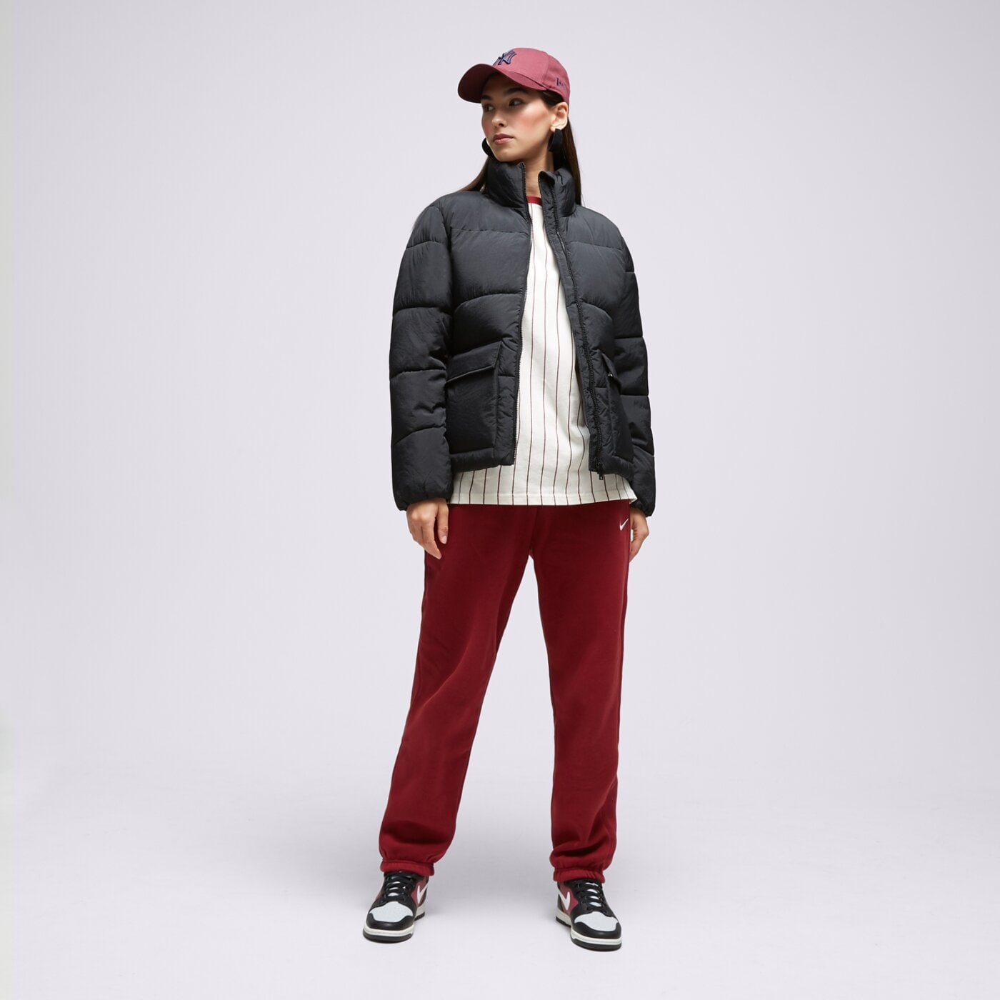 Kurtka zimowa damska CHAMPION KURTKA ZIMOWA POLYFILLED 116873kk001 kolor czarny