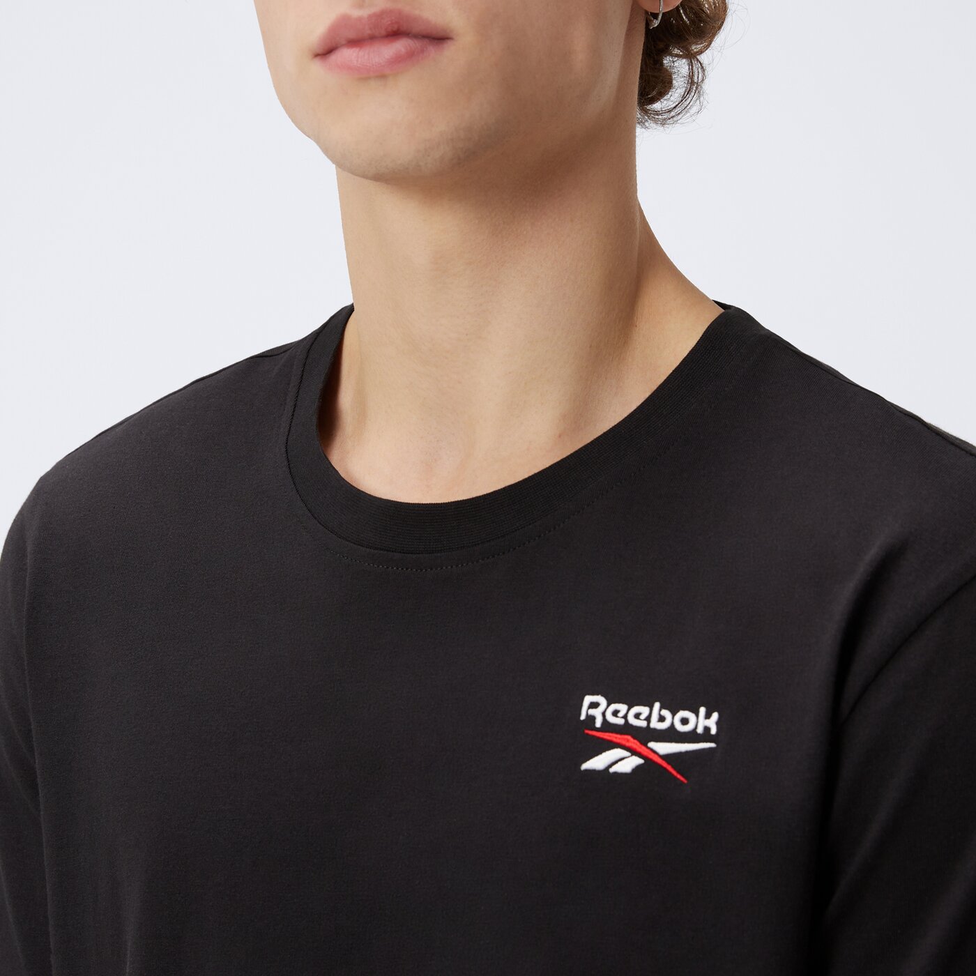 Koszulka męska REEBOK T-SHIRT IDENTITY SMALL LOGO TEE 100221874 kolor czarny