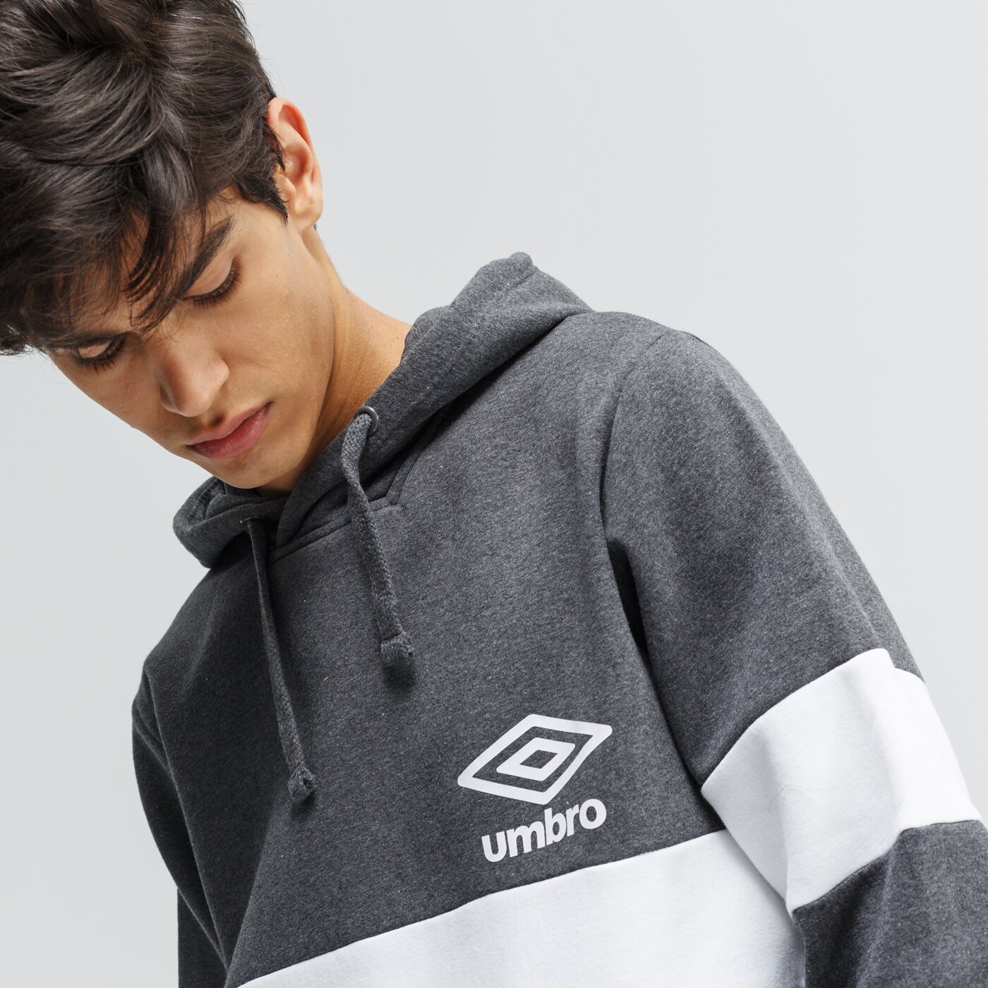 Bluza męska UMBRO BLUZA PANELLED O.T.H. 51188u-hgm kolor szary