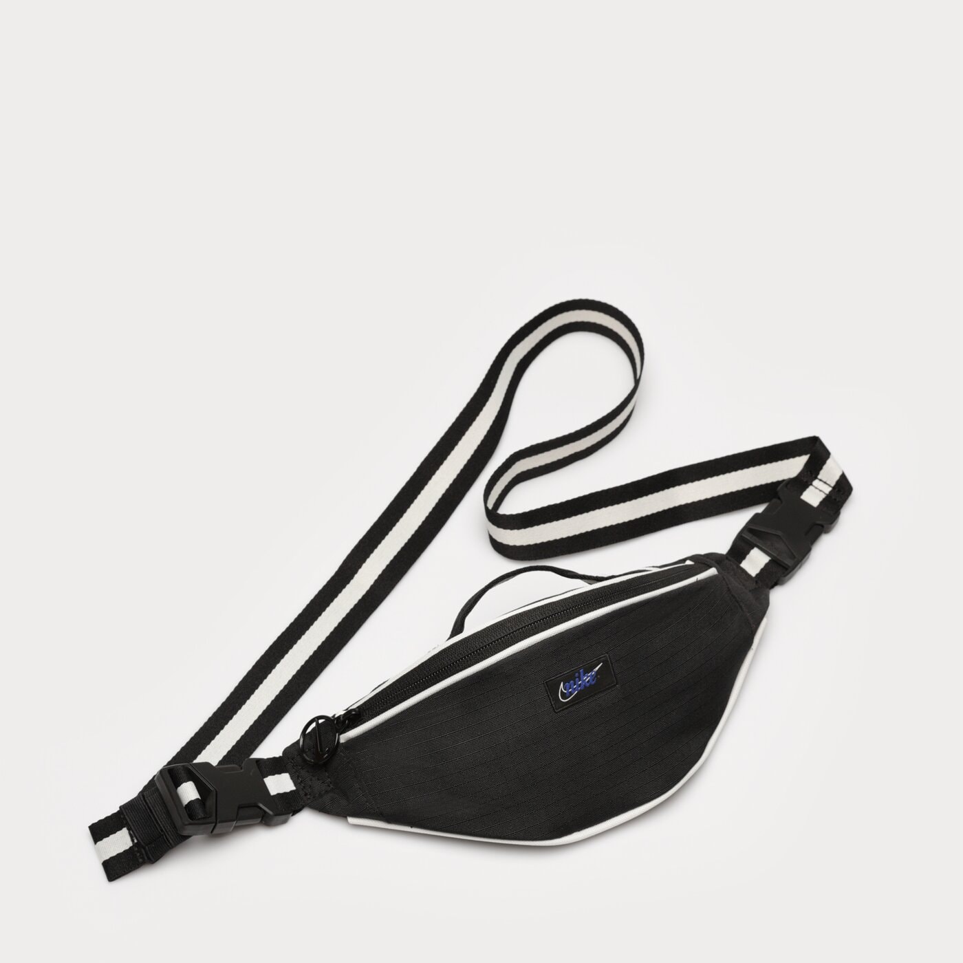 Nerka (saszetka na pas) damska sportowa NIKE NERKA NIKE HERITAGE dr6266-010 kolor czarny