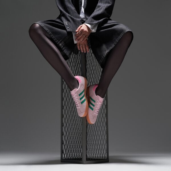 Buty dziecięce ADIDAS GAZELLE J jp7128 kolor różowy