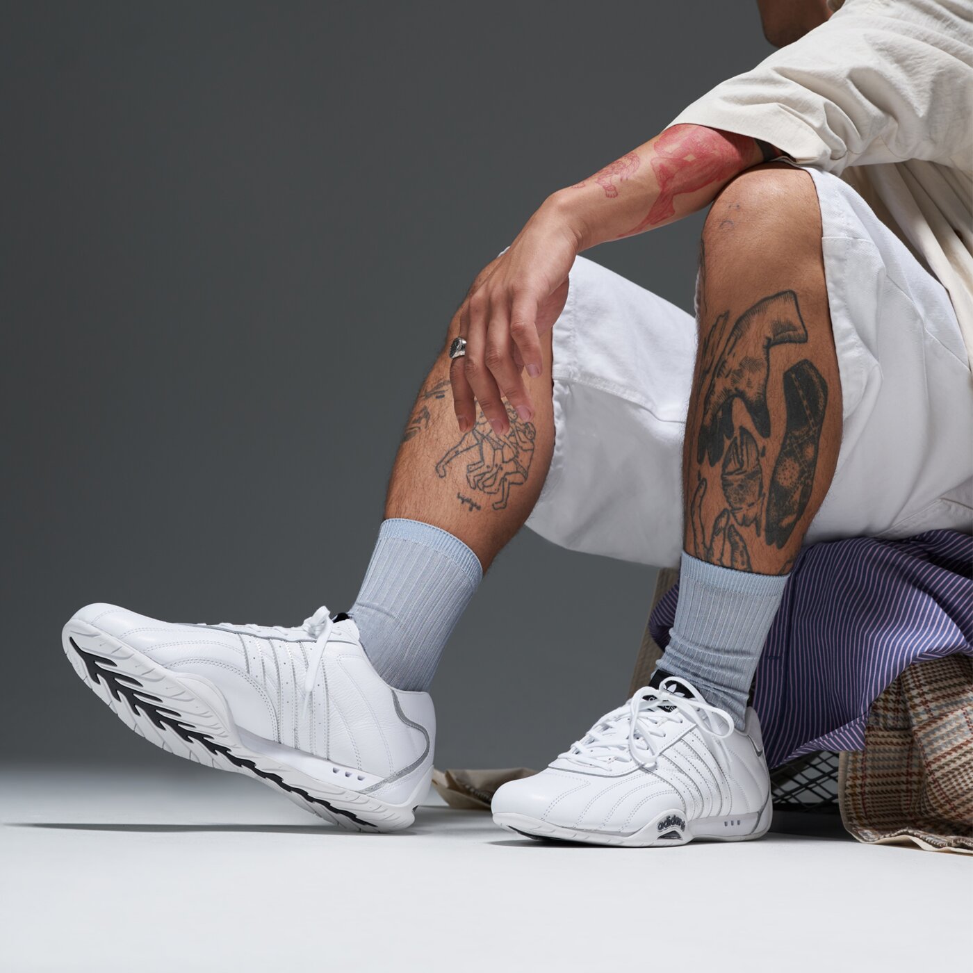 Buty sportowe męskie ADIDAS ADIRACER LO jq5720 kolor biały