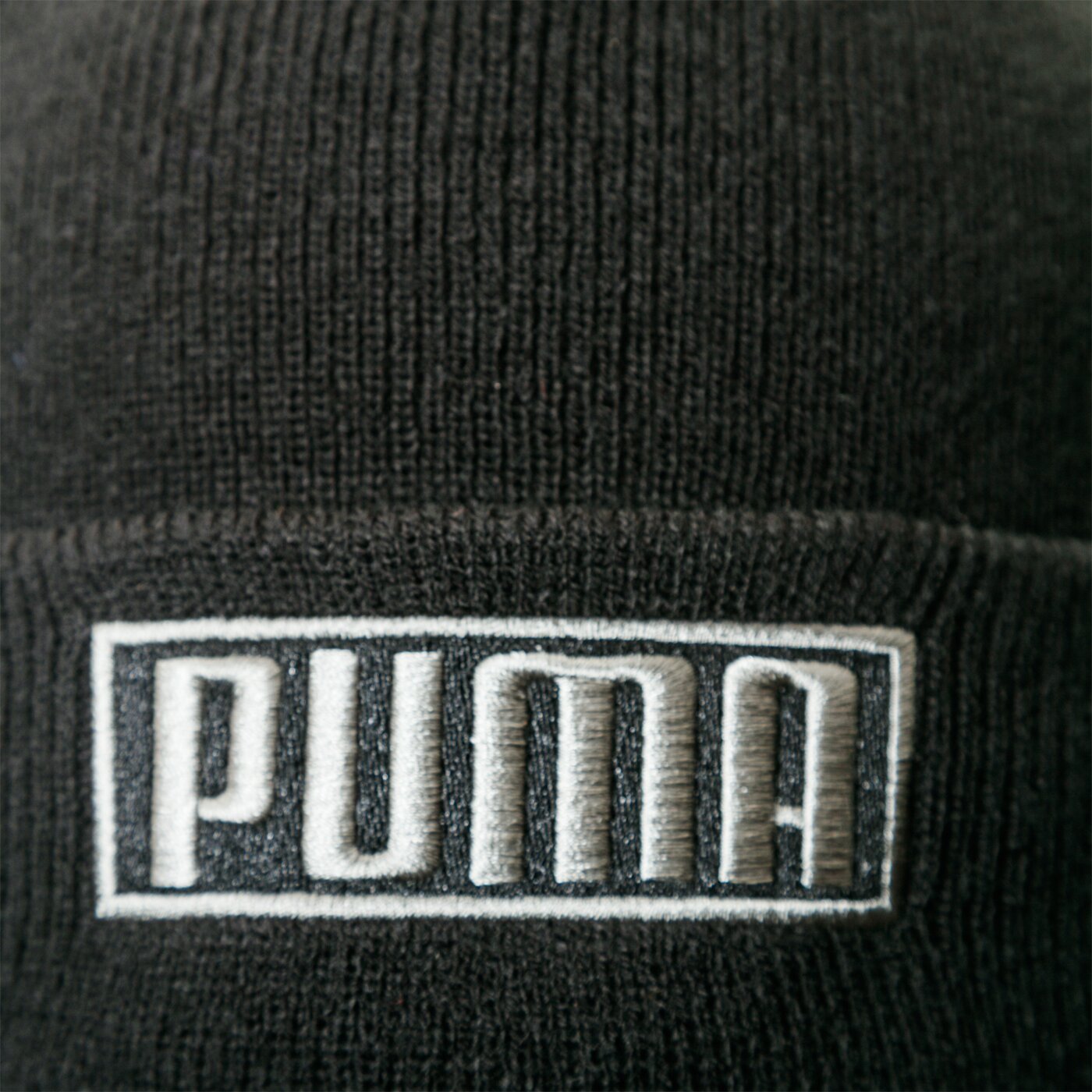 Czapka zimowa damska PUMA CZAPKA ZIMOWA MID FIT BEANIE 2283001 kolor czarny